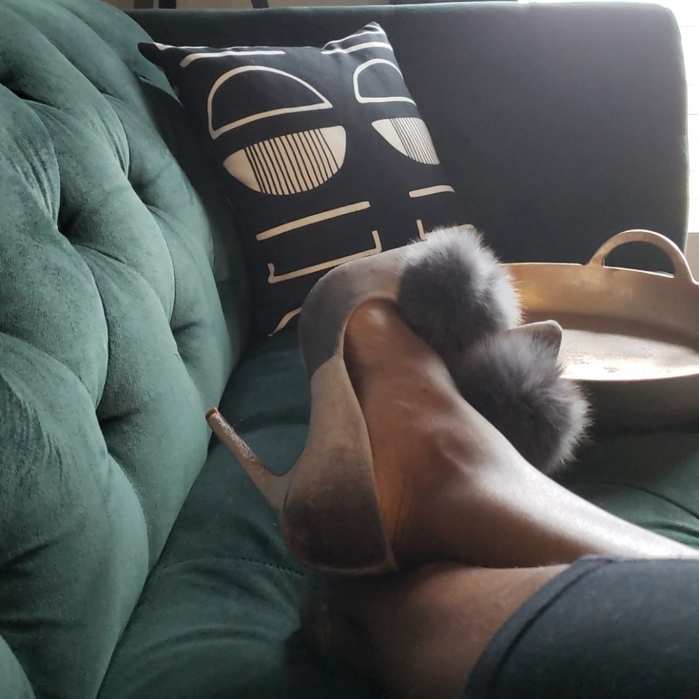 Grey Velvet Pumps